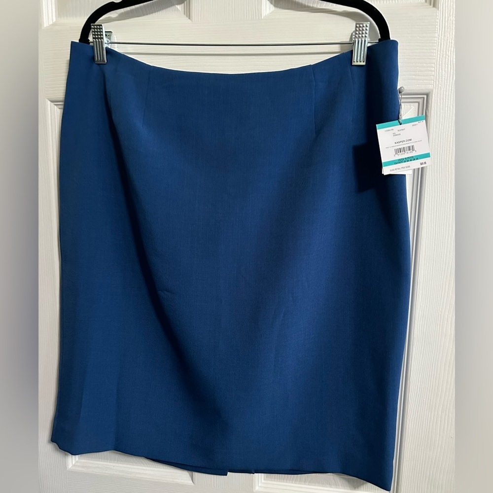 Kasper Women's Blue Lined Suit Skirt NWT 16P